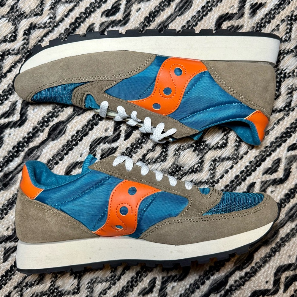 Saucony Men's Vibrant Blue and Orange Sneakers